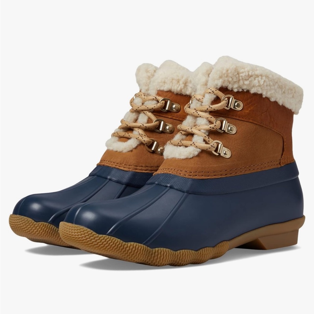 Women's Cozy Shearling-Lined Duck Boots